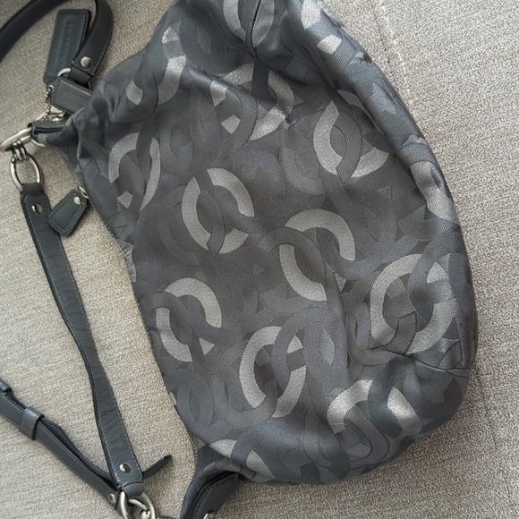 Coach crossbody satchel - Picture 2 of 11